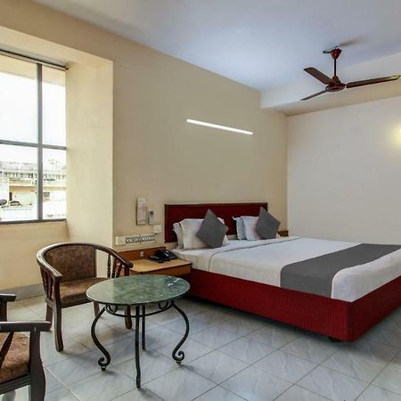 Hotel Saaket Residency Βιζαχαπατνάμ Εξωτερικό φωτογραφία